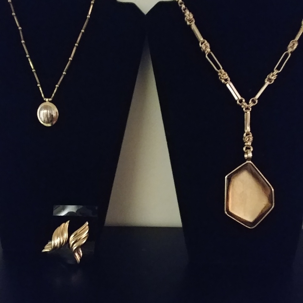 3 Piece Gold Variety Fashion Jewelry Set